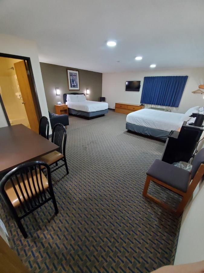 Hibbing Inn And Suites Εξωτερικό φωτογραφία